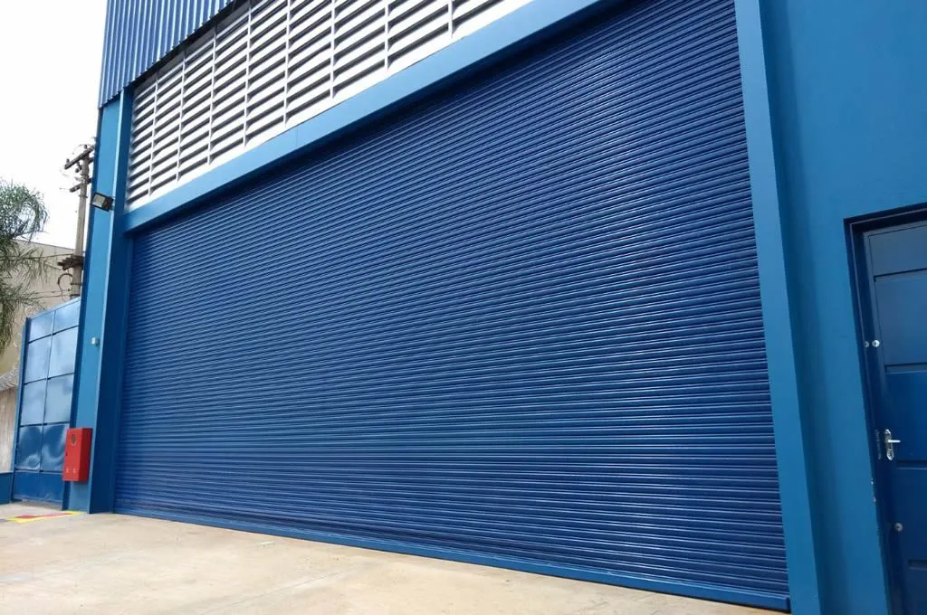 Porta de enrolar de aço automática
